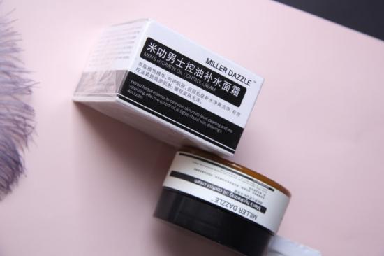 1. 強效清潔，凈化肌膚